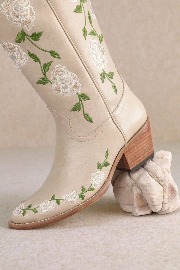 ZANA ROSE FLORAL EMBROIDERY DESIGN WESTERN BOOTS