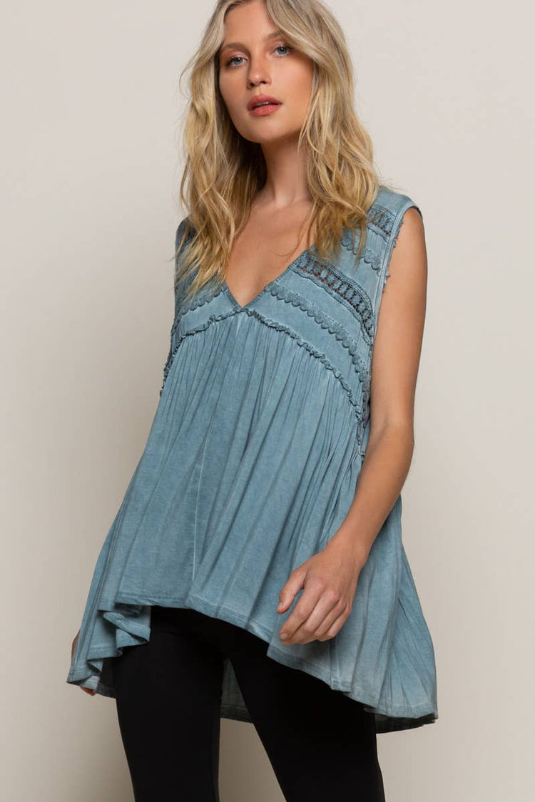 Sleeveless loose fit v-neck babydoll casual knit top