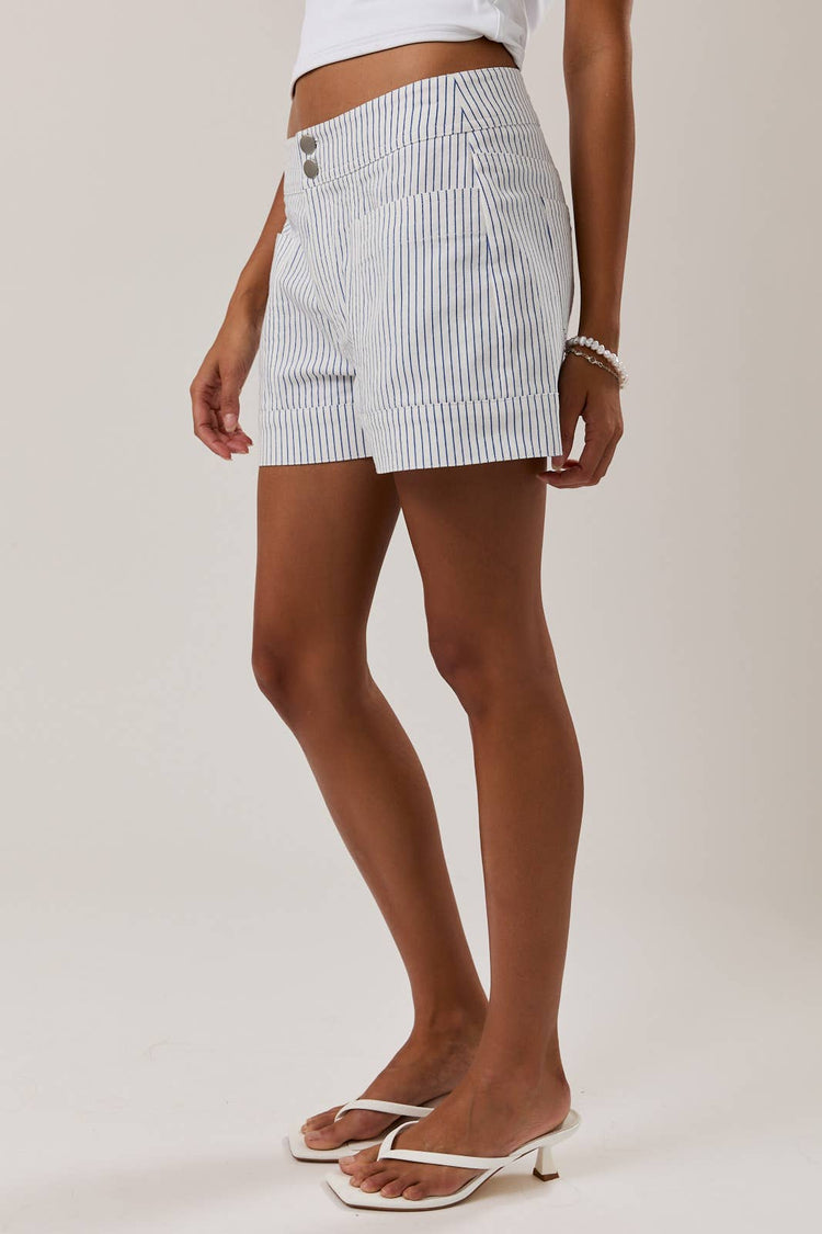 MID RISE STRIPE SHORTS