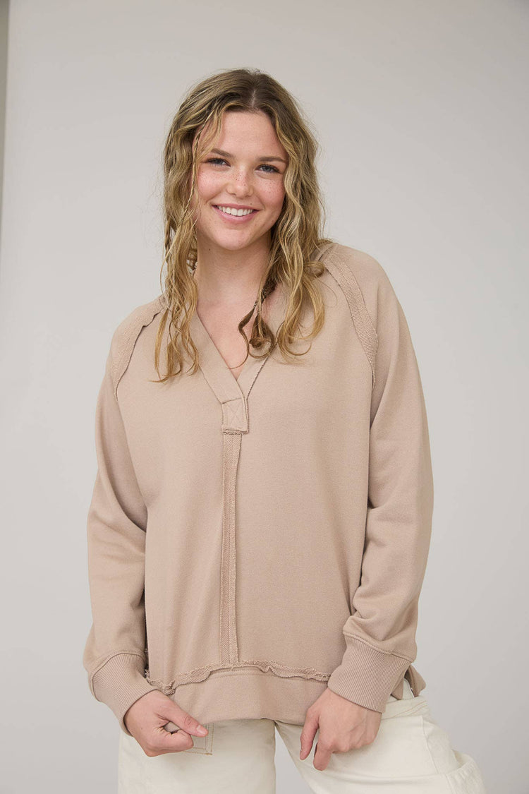 HOODED V NECK RAW EDGE LONG SLEEVE KNIT TOP