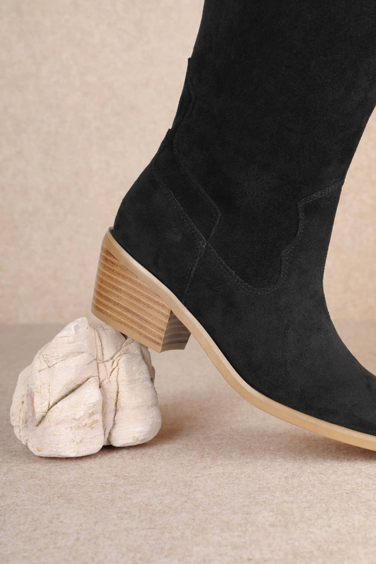 JULIETTE SLEEK MODERN WESTERN TALL BOOTS