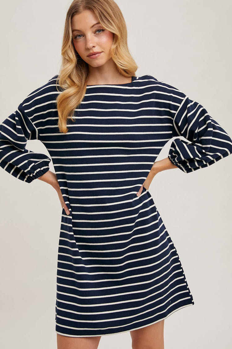STRIPED 3/4 SLEEVED KNIT DRESS