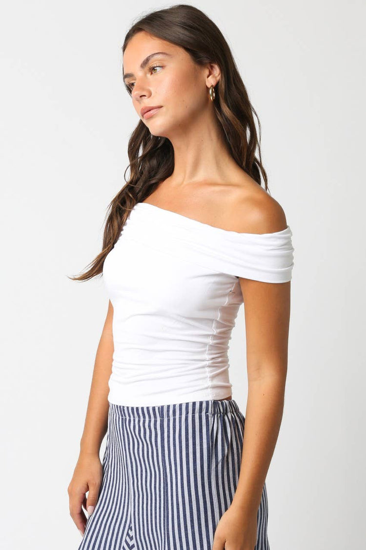 Leslie Off Shoulder Top