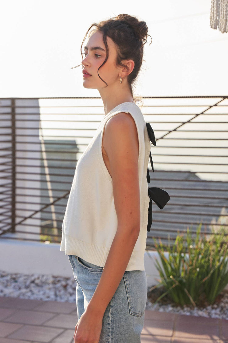 Sweaters Vest Top With Back Bow Ties