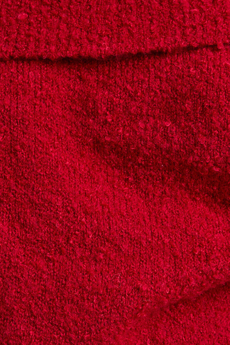 OFF SHOULDER ASYMMETRICAL TEXTURE SWEATER & MINI SKIRT