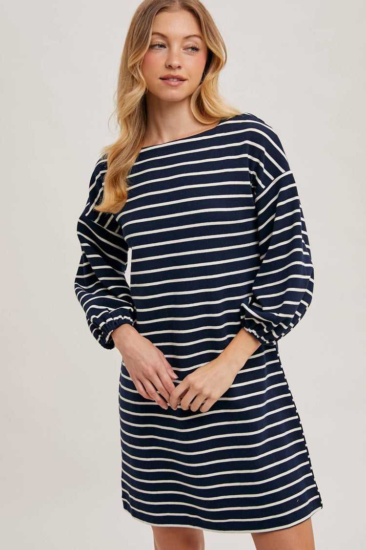 STRIPED 3/4 SLEEVED KNIT DRESS