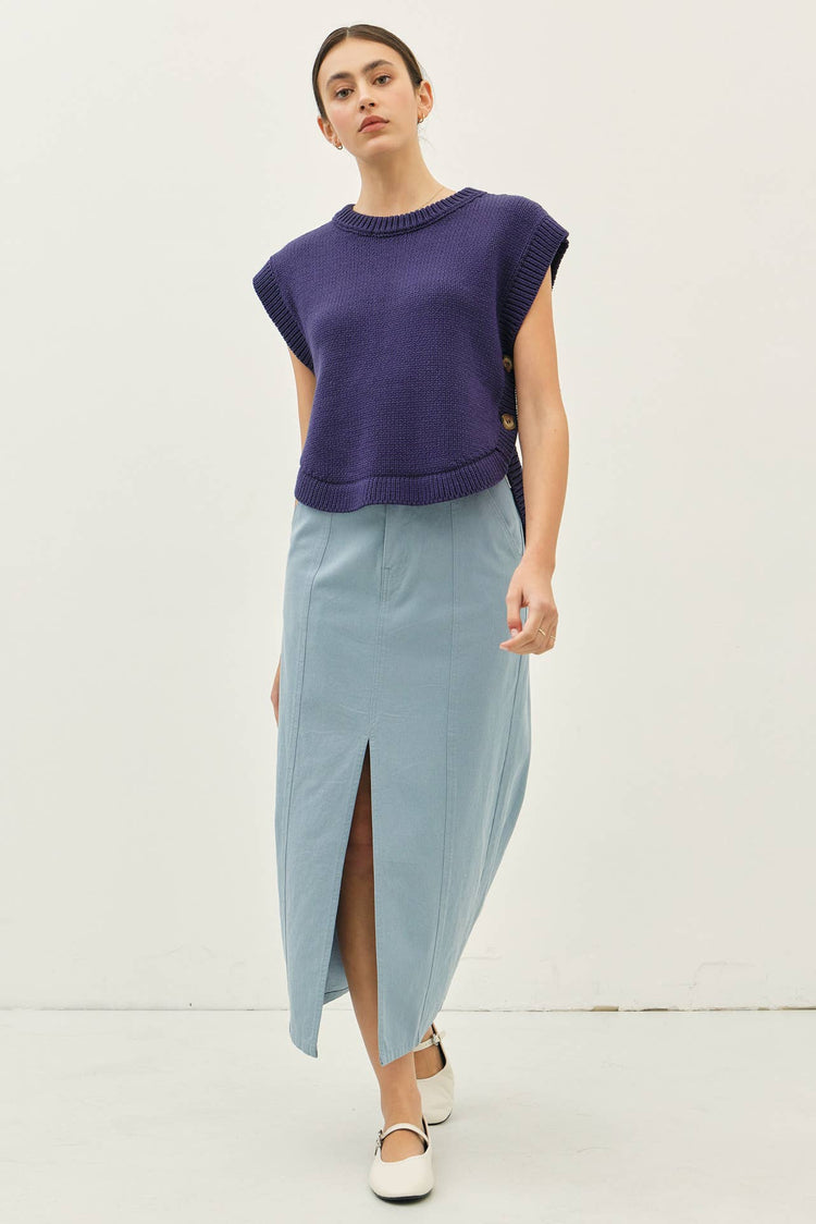 ROUND NECK HI-LO SWEATER VEST WITH SIDE BUTTONS
