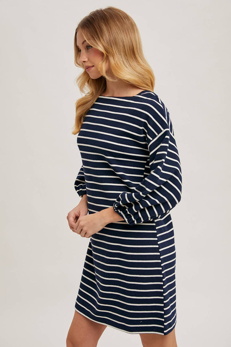 STRIPED 3/4 SLEEVED KNIT DRESS