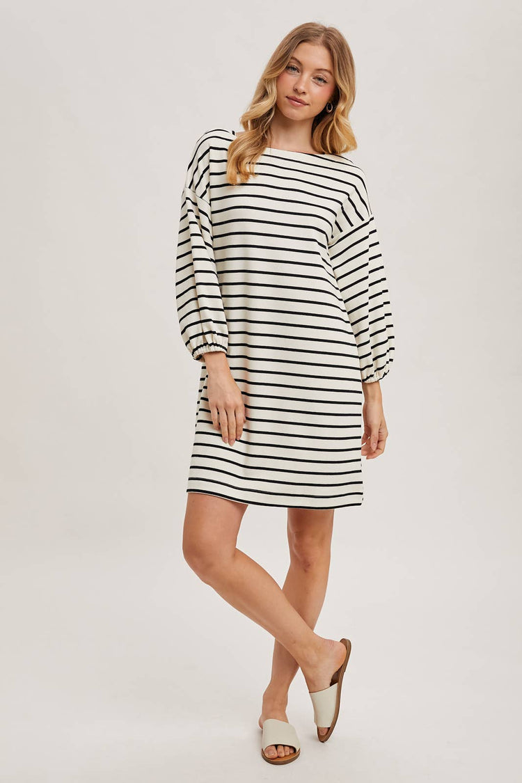 STRIPED 3/4 SLEEVED KNIT DRESS