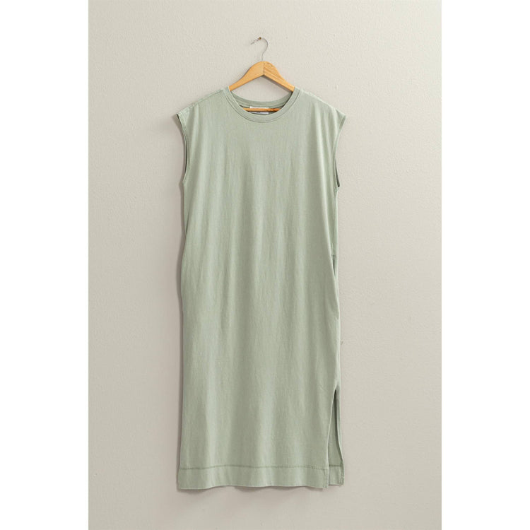 Comfy Sleeveless Midi Dress