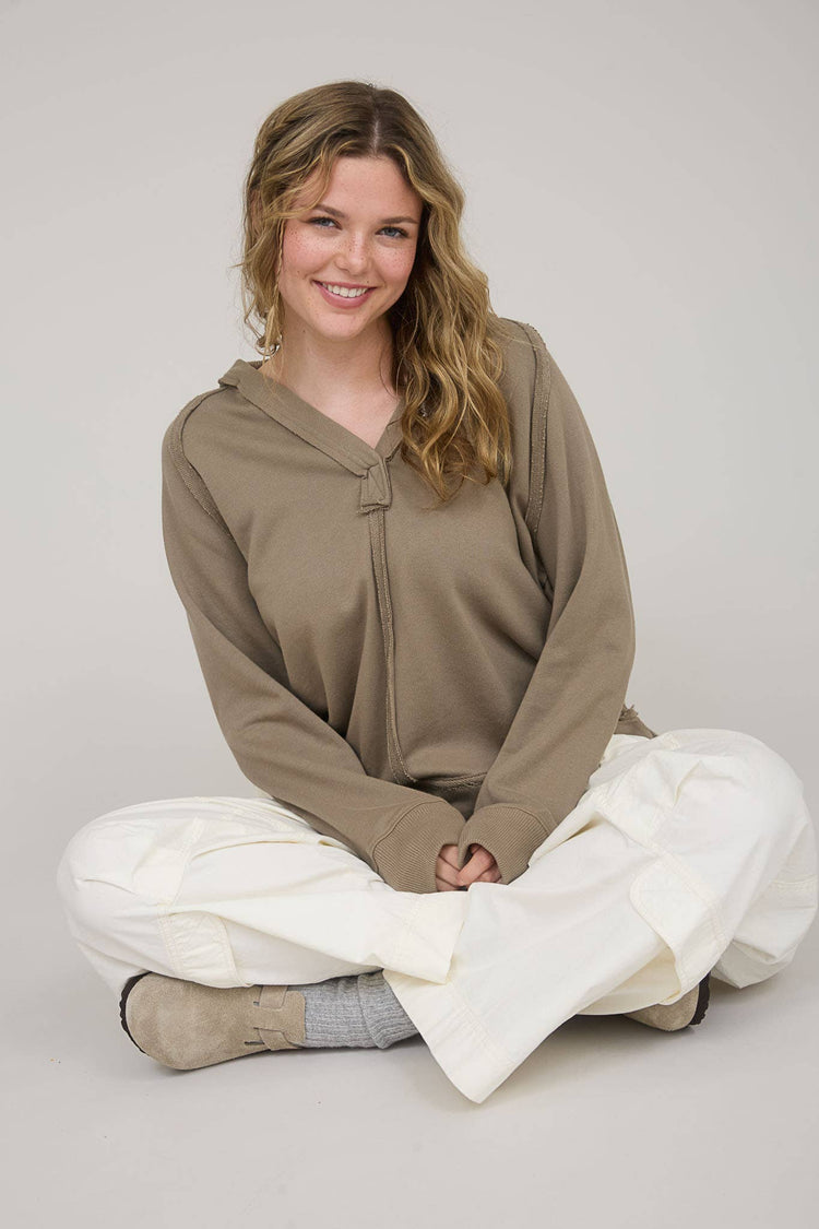 HOODED V NECK RAW EDGE LONG SLEEVE KNIT TOP