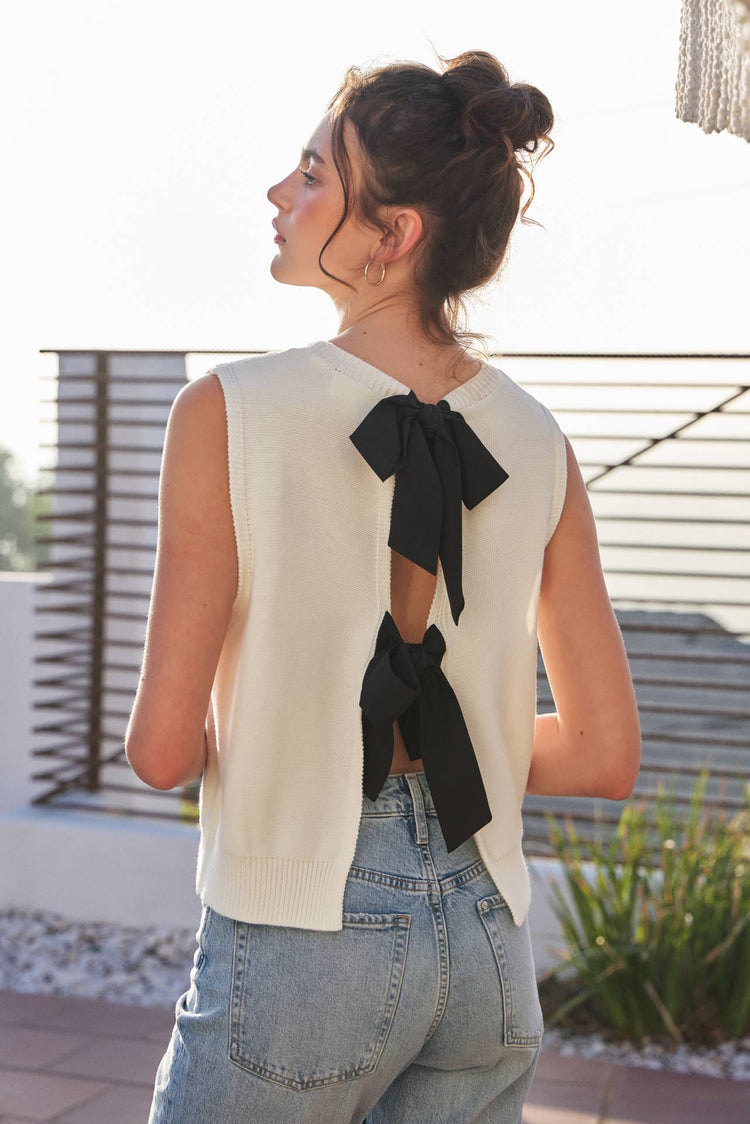 Sweaters Vest Top With Back Bow Ties