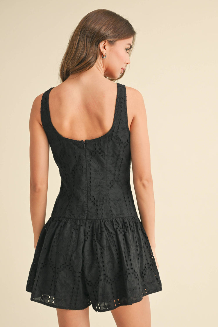 EYELET DROP WAIST BUTTON DETAILED FLARED ROMPER