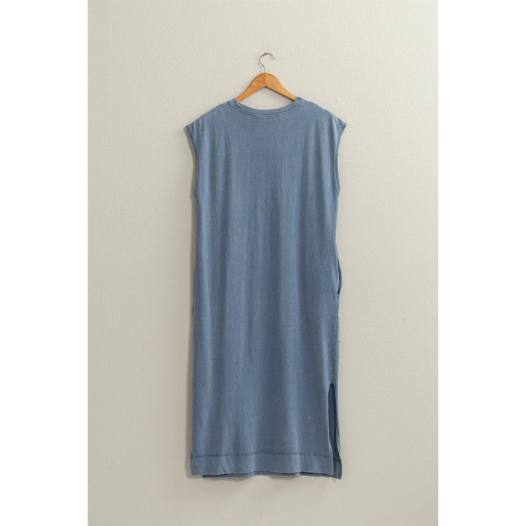 Comfy Sleeveless Midi Dress