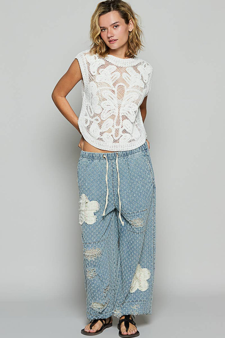 Round neck sleeveless solid crochet top
