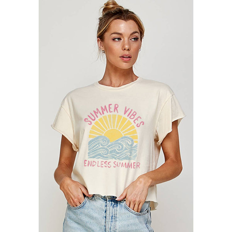 SUMMER VIBES GRAPHIC CROP TOP