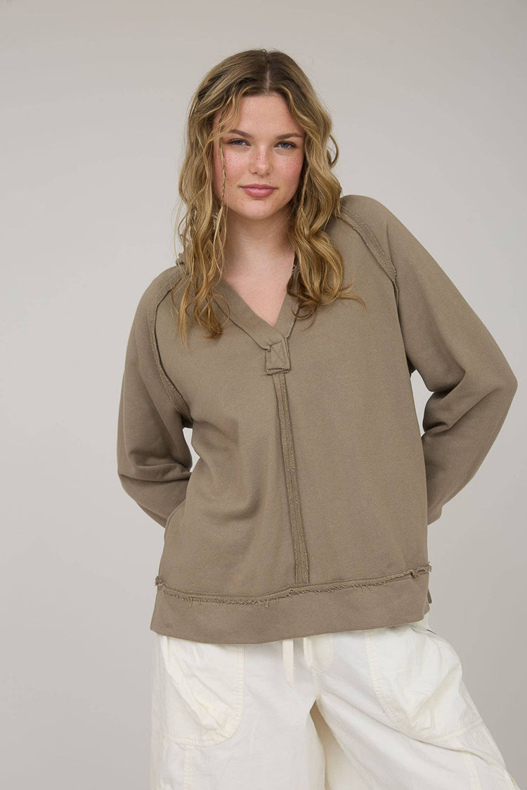HOODED V NECK RAW EDGE LONG SLEEVE KNIT TOP