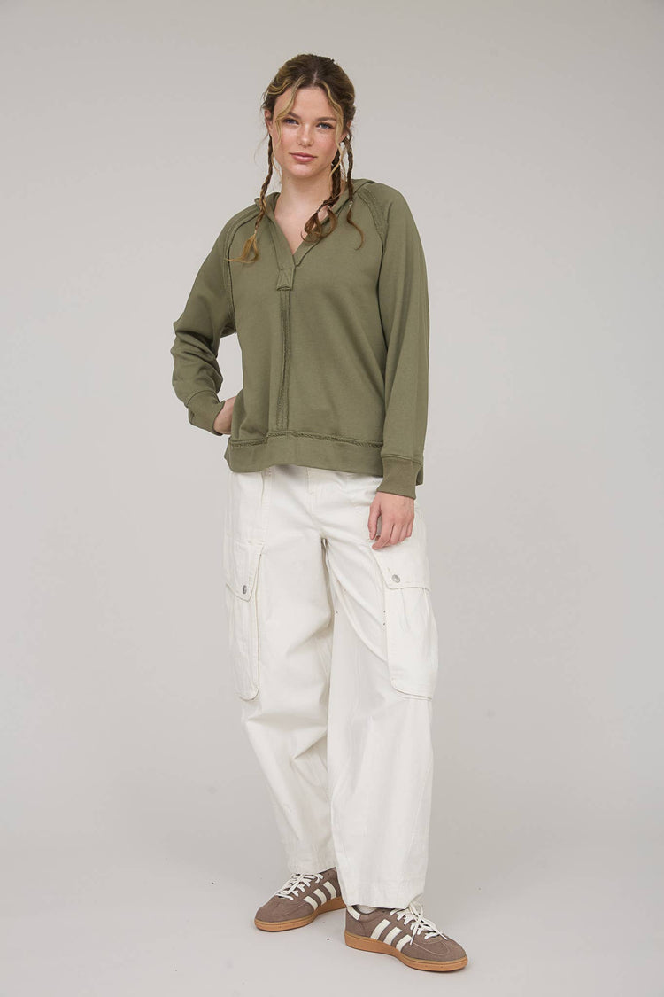 HOODED V NECK RAW EDGE LONG SLEEVE KNIT TOP