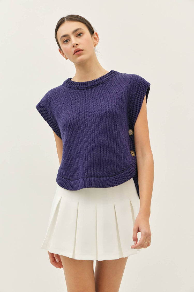 ROUND NECK HI-LO SWEATER VEST WITH SIDE BUTTONS