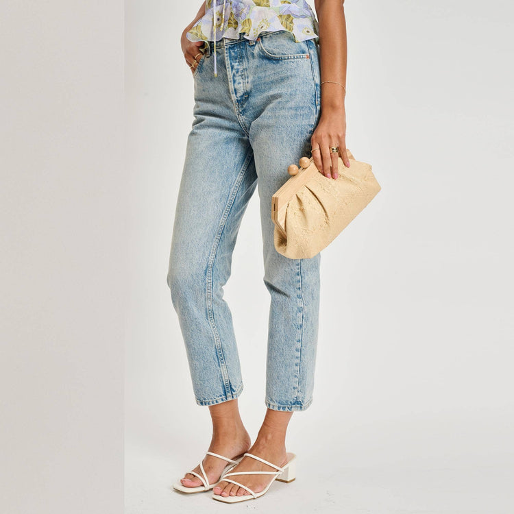 Elanor Clutch