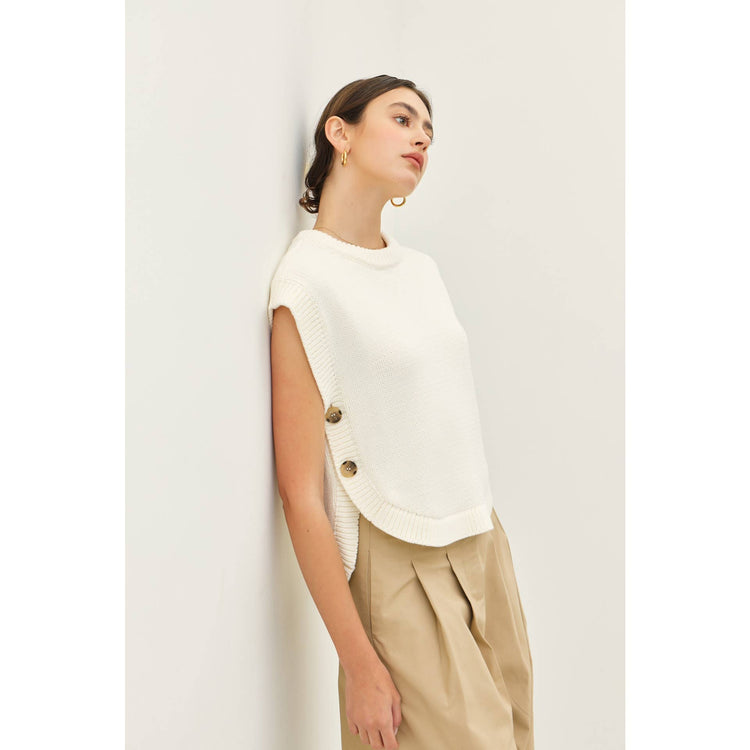 ROUND NECK HI-LO SWEATER VEST WITH SIDE BUTTONS