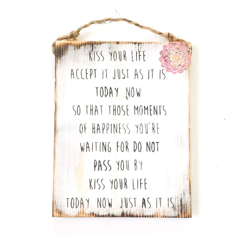 Kiss Your Life Wall Art
