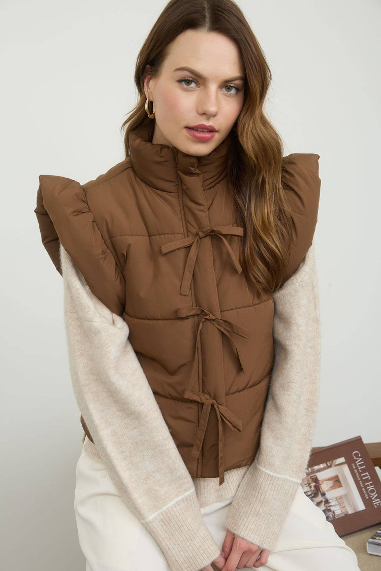 FLUTTER SLEEVE BOW DETAIL ZIP-UP PUFFER VEST
