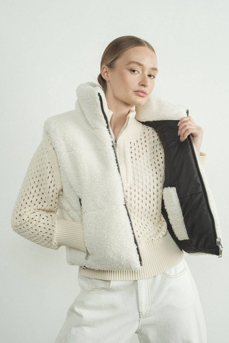 HOLIDAY REVERSIBLE SHERPA COZY VEST
