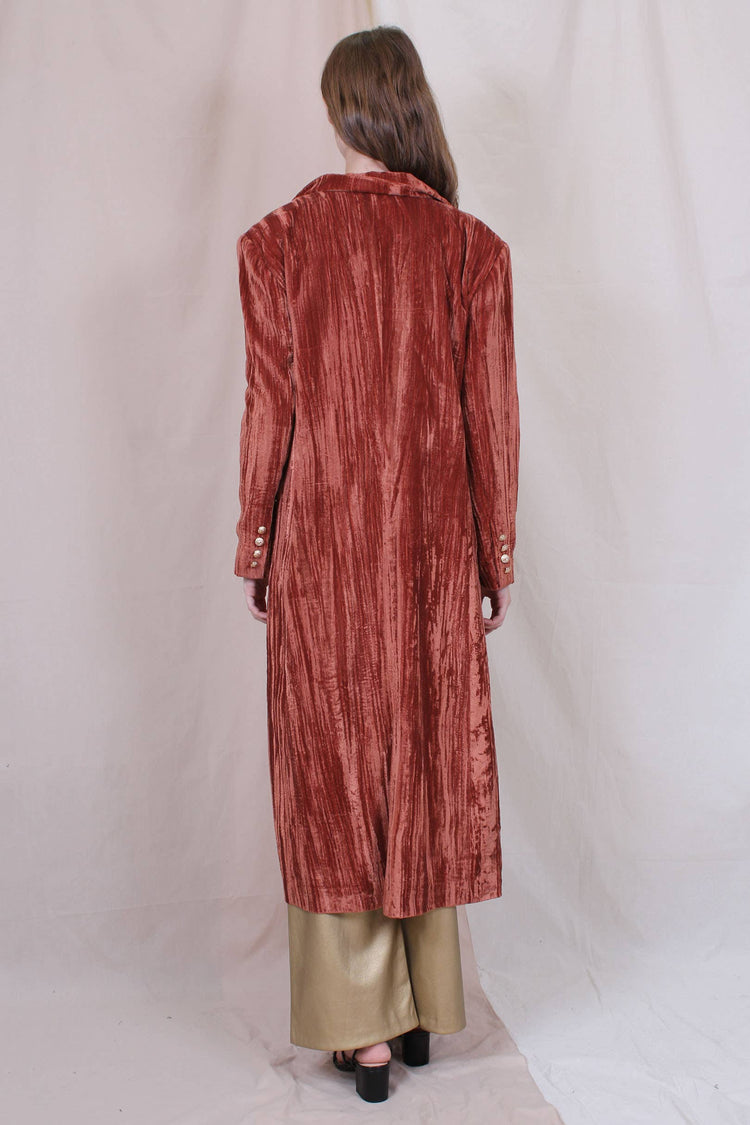 CHIC DOUBLE BREASTED WRINKLED VELVET LONG COAT