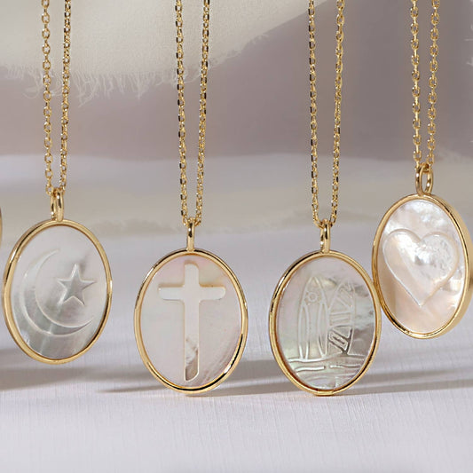 Heart Etched Shell Pendant Necklace