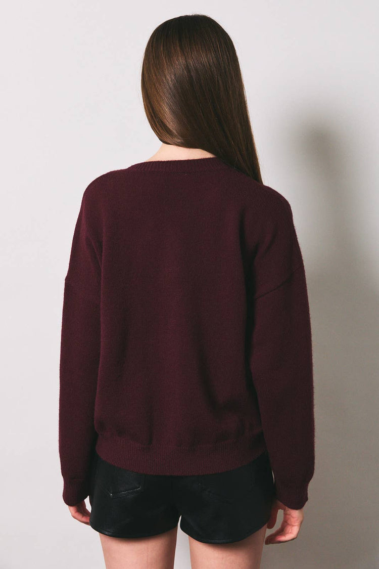 PUPPY WITH FALLEN LEAVES GRAPHIC OVERSIZED SWEATER