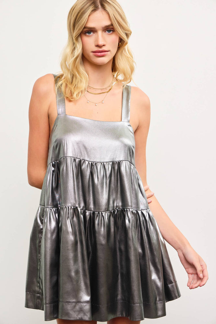 TIERED SHIRRING SLEEVELESS FOIL DRESS