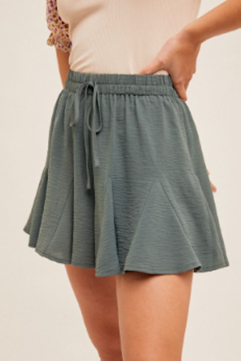 Knot Front Ruffle Hem Shorts