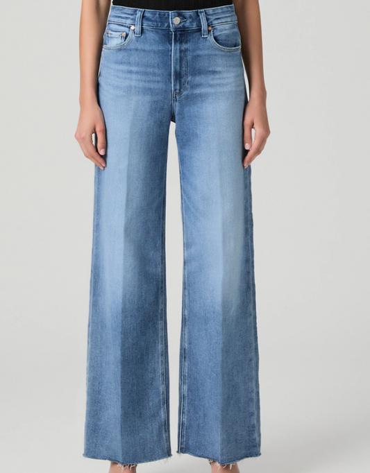 Anessa 31 In Raw Hem