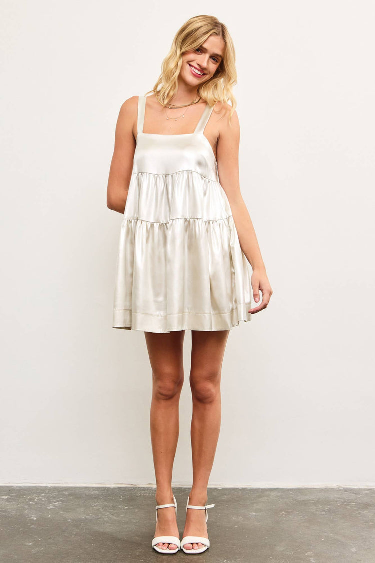 TIERED SHIRRING SLEEVELESS FOIL DRESS