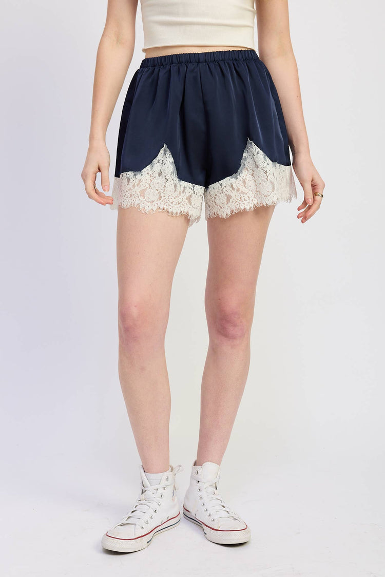 SATIN PAJAMA SHORTS WITH LACE DETAIL