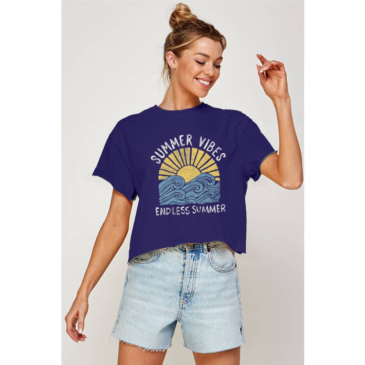 SUMMER VIBES GRAPHIC CROP TOP
