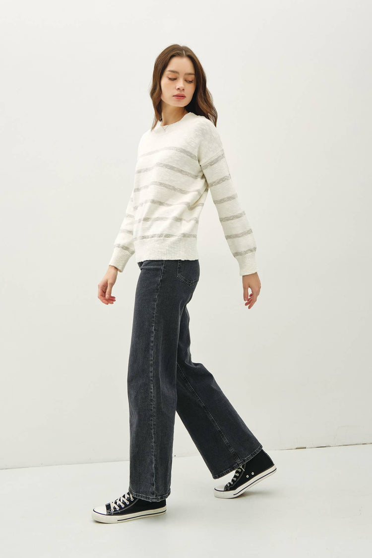 HEATHER STRIPED LONG SLEEVE SWEATER