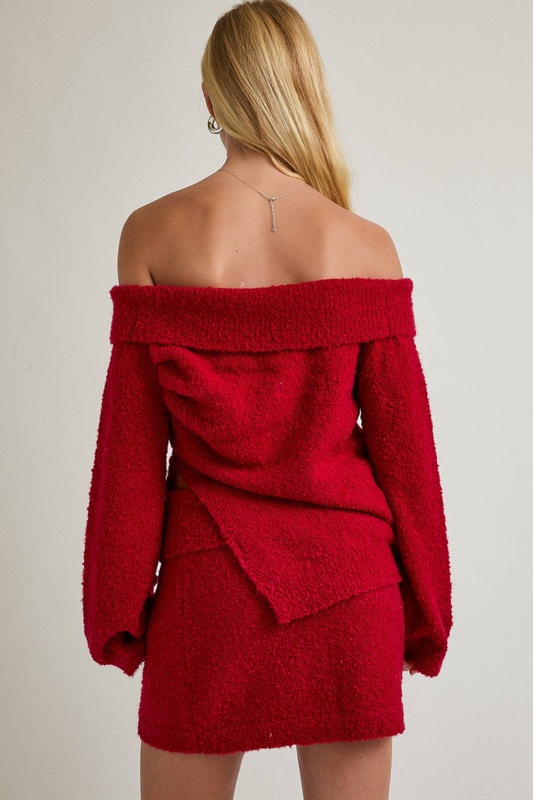 OFF SHOULDER ASYMMETRICAL TEXTURE SWEATER & MINI SKIRT