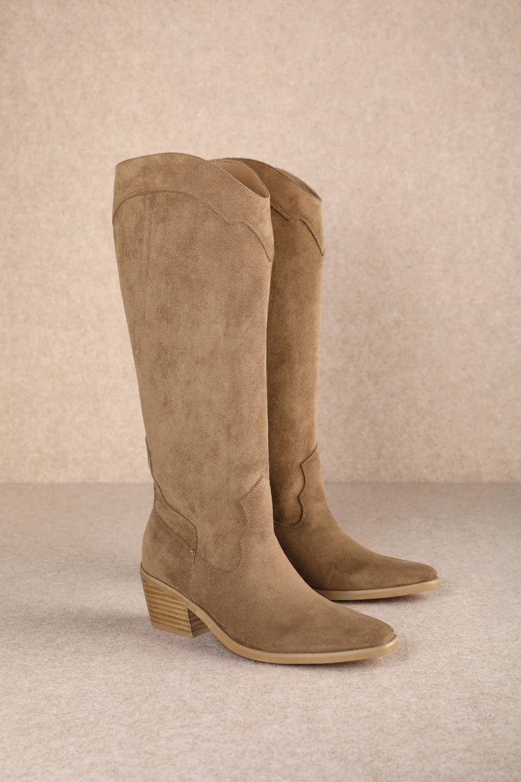 JULIETTE SLEEK MODERN WESTERN TALL BOOTS